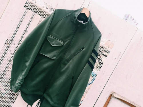 コムデギャルソンのbukht