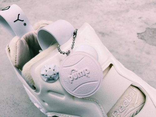 スニーカーの下北沢