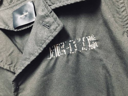 ステンカラーコートのUNDERCOVER