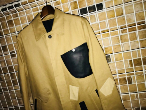 メンズのトップス