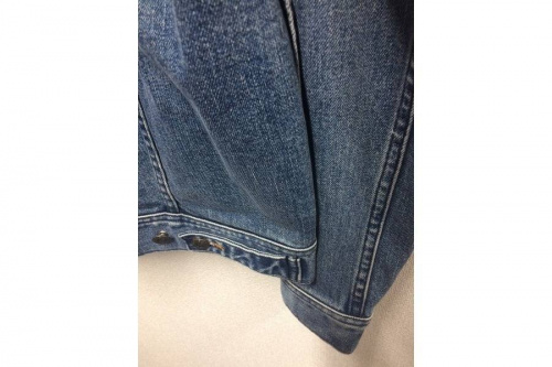 アーペーセーのデニムジャケット