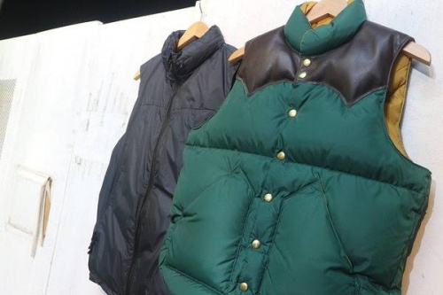 メンズのトップス