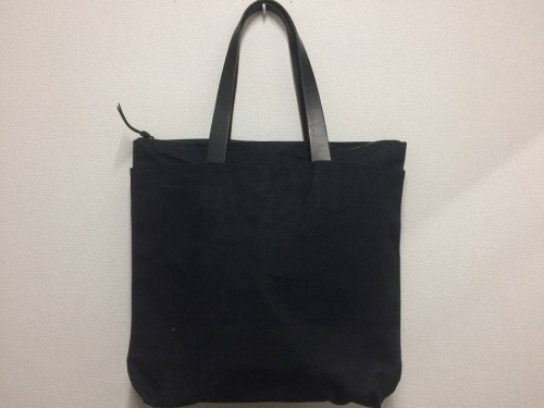 グッドフロックのトートバッグ