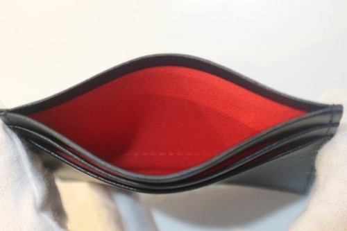 カードケースのChristianLoubutin