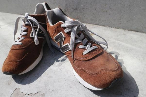 シューズのNEWBALANE