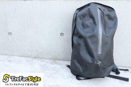 下北沢のアークトテリクス