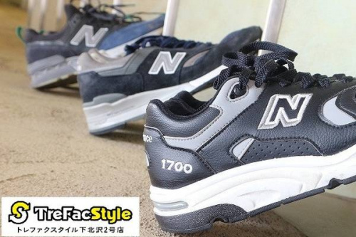 買取入荷のスニーカー