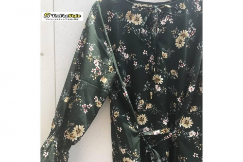 ワンピースの古着