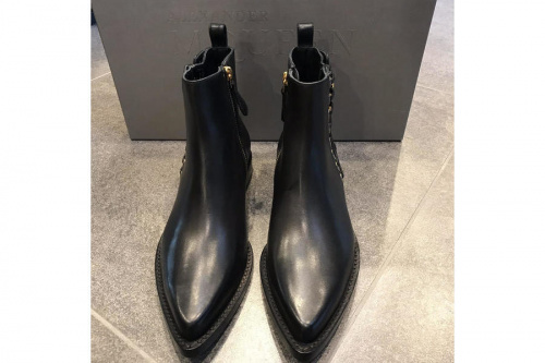 alexander mcqueenのアレキサンダー･マックイーン