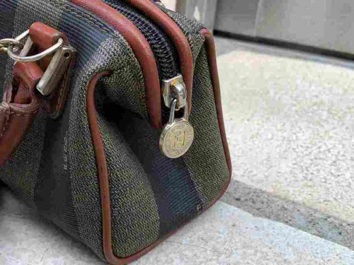 vintage bagのfendi　bottega beneta　フェンディ　ボッテガ