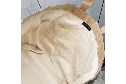 COMMEdesGARCONSのコムデギャルソン