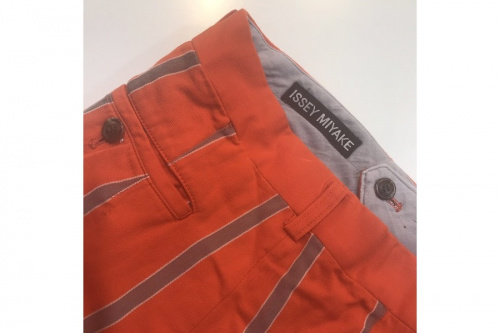 イッセイミヤケのパンツ