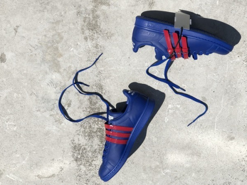 adidas×RAF SIMONSのアディダス×ラフシモンズ