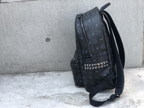 STARK BACKPACKのバックパック