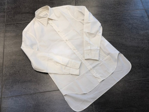 メンズのトップス