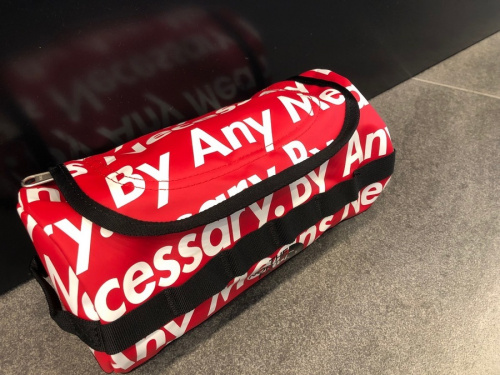 Supremex The North Faceのシュプリーム × ノースフェイス