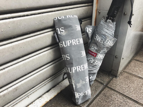 ストリートブランドのSUPREME