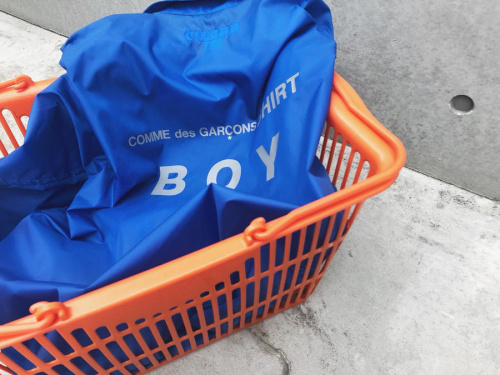 ドメスティックブランドのCOMME des GARCONS SHIRT