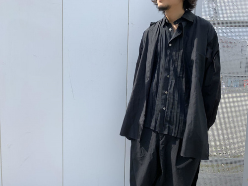 ヨウジヤマモトプールオムのロングシャツ