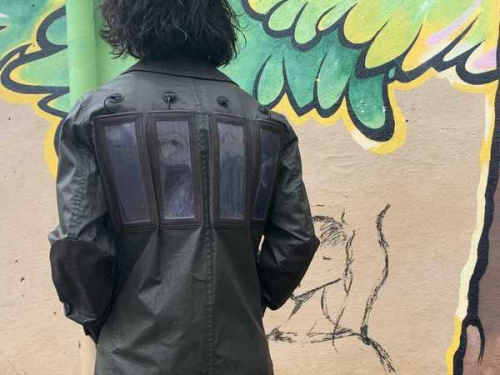 2016AWのSolar Panel Coat