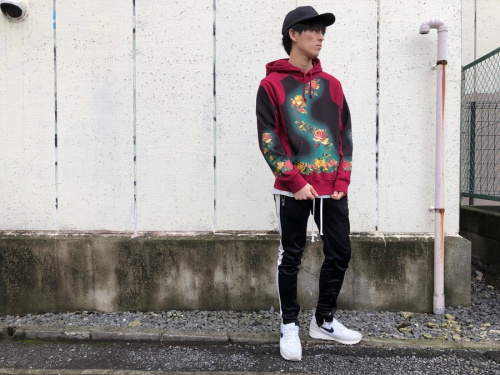 ストリートブランドのSUPREME　