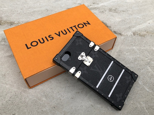 ルイヴィトンのFragment Design