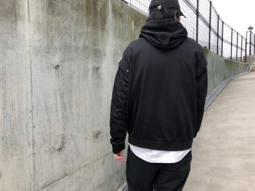 テクニカルジャージースウェットシャツのメンズ