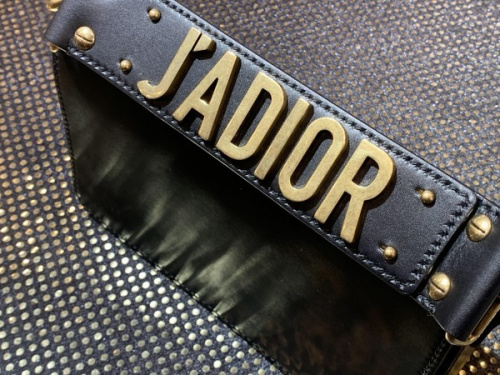 トレファクスタイル下北沢東口店ブログ画像１