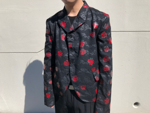 ドメスティックブランドのBLACK COMME des GARCONS