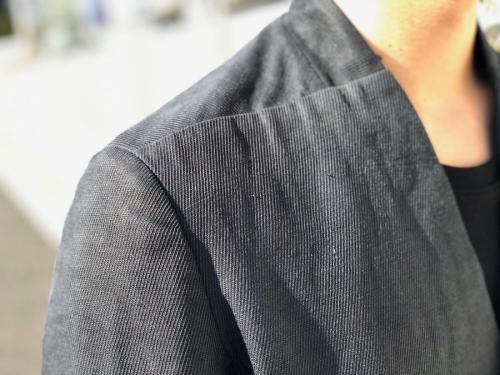 ノーカラーコート