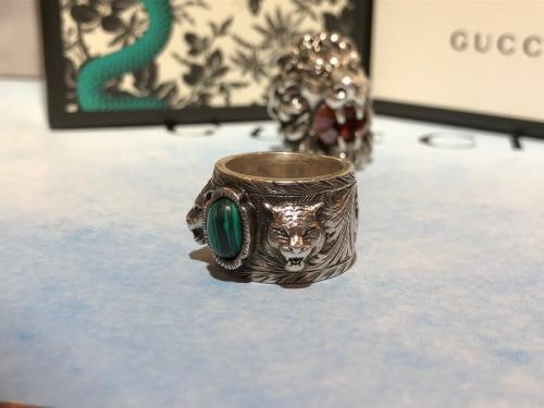 グッチのシルバーリング