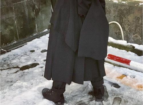 ヨウジヤマモトプールオムのギャバウールラップスカート