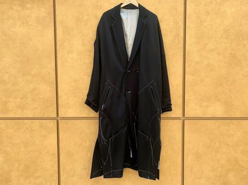 ロングコートのヨウジヤマモト