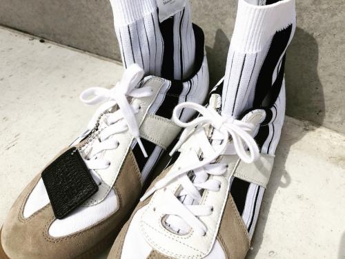 メゾンマルジェラ 22のジャーマントレーナー