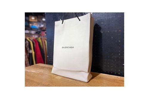 バレンシアガのバッグ ノースサウス