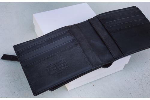 マルタンマルジェラ11の2つ折り財布