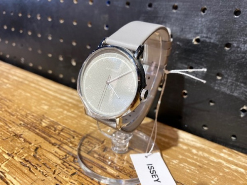 ドメスティックブランドのISSEY MIYAKE × 岩崎一郎