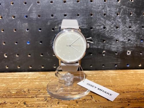 ISSEY MIYAKE × 岩崎一郎のイッセイミヤケ × 岩崎一郎