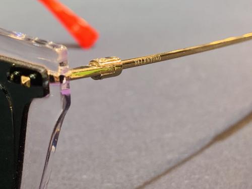 サングラス　キャットアイのVA4008