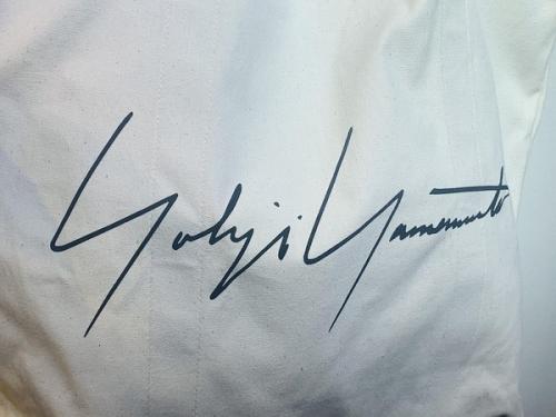 Yohji Yamamotoのヨウジヤマモト