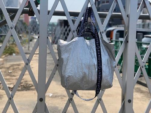 コラボトートバッグの藤原ヒロシ