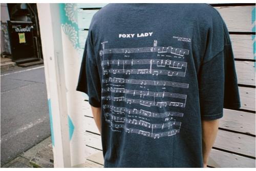 バンドTシャツのメンズ