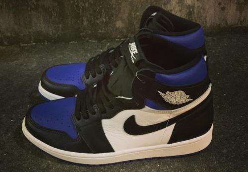 ナイキのAIR JORDAN 1 HIGH GS ROYAL TOE