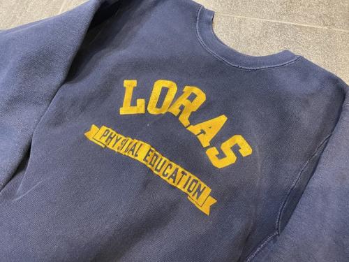 チャンピオンのリバースウィーブ