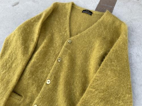 アンユーズドのモヘアカーディガン
