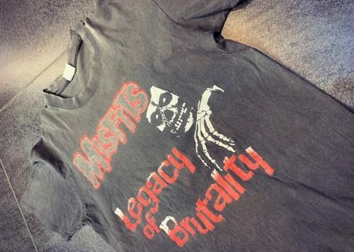 アルバムTシャツのthe legacy of brutality