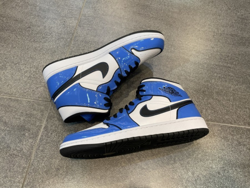 スニーカーのNIKE