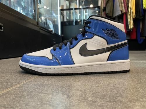 ナイキの下北沢