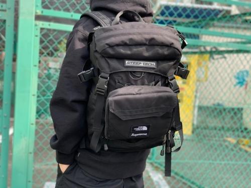 SUPREME × THE NORTH FACEのシュプリーム × ザノースフェイス