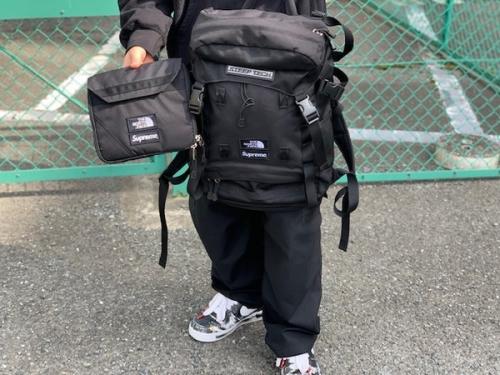 シュプリーム × ザノースフェイスのバックパック